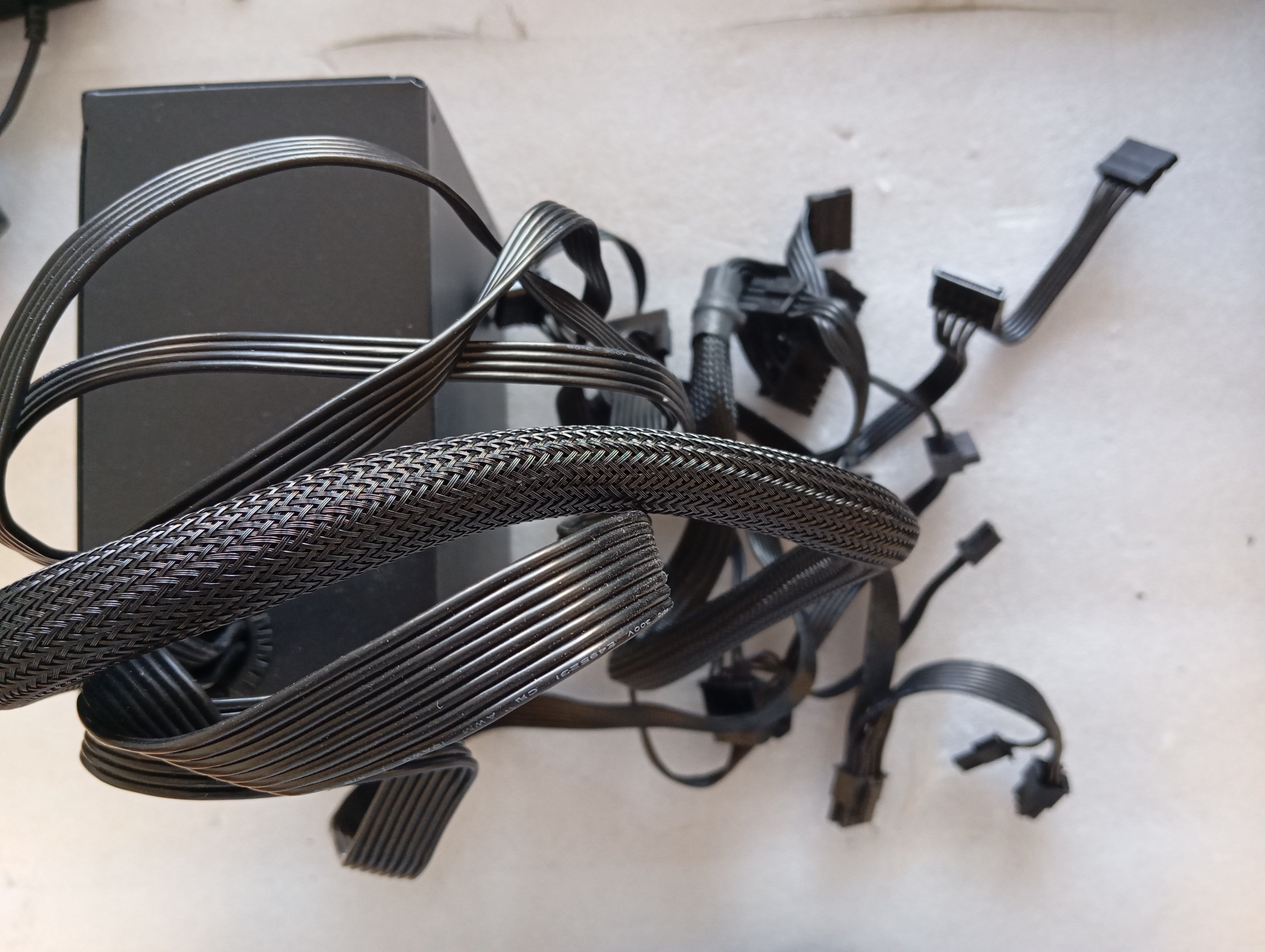 Refurbished Cooler Master MWE GOLD 550 Refurbished Cooler Master MWE GOLD 550